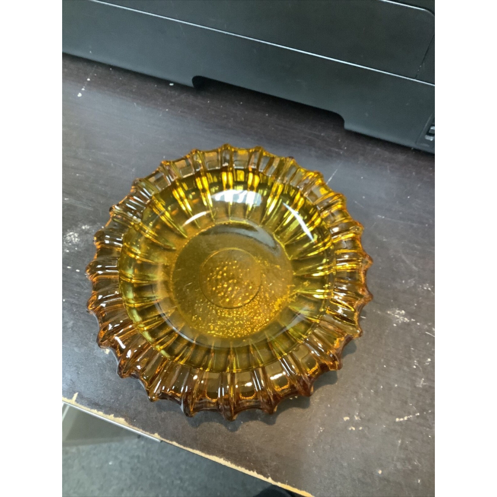 Sunburst Vintage Ashtray Large Heavy Amber Glass 7” MCM Tobacciana Cigar Pipe